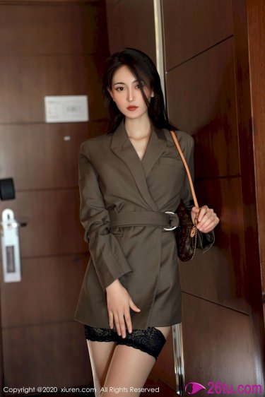 麻麻由